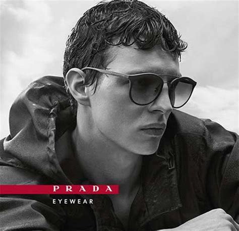 occhiali uomo prada 2017|Occhiali Prada Eyewear Collection.